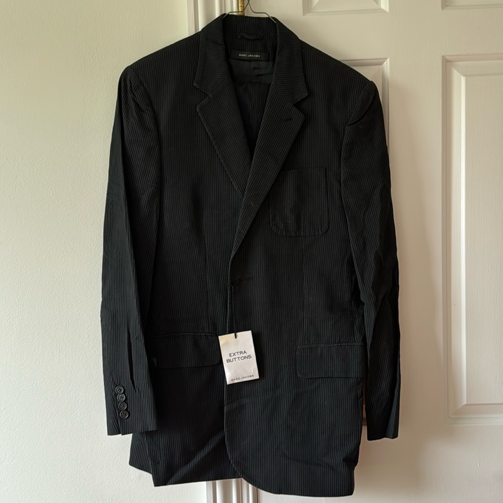RARE BLACK TEXTURES MARC JACOBS SUIT 48
